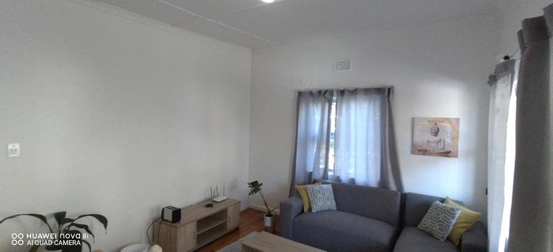 To Let 2 Bedroom Property for Rent in Muizenberg Western Cape